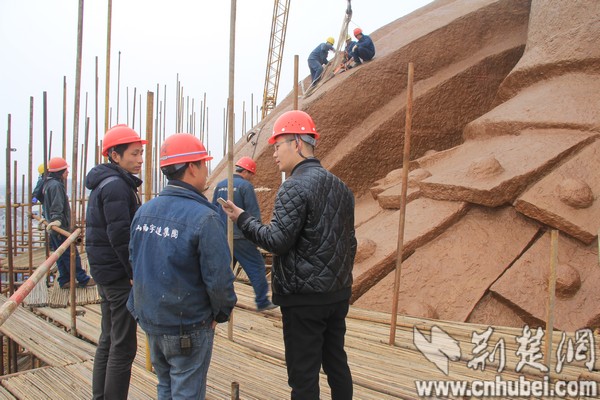 現(xiàn)全球最大關(guān)公青銅雕像，目測(cè)宇達(dá)施工（圖）